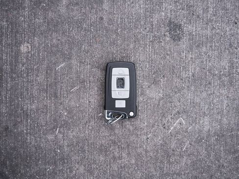 Used 2008 Rolls-Royce Phantom Drophead Coupe image 99