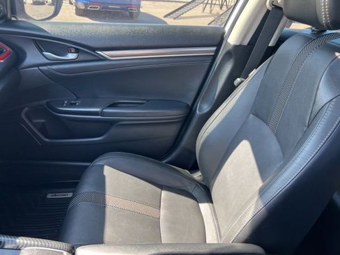 Used 2020 Honda Civic Touring image 7