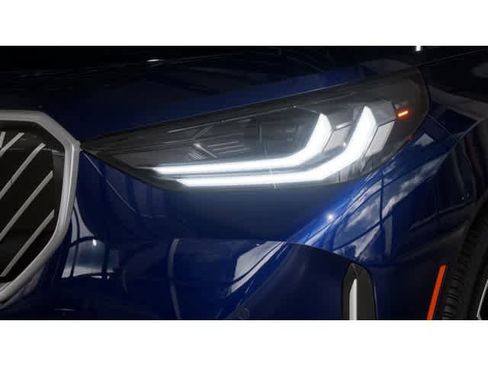 Used 2026 BMW X3 xDrive30 w/ Premium Package image 11