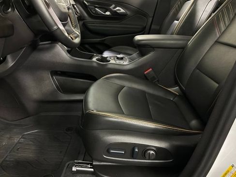Used 2024 GMC Terrain AT4 w/ Infotainment Package II AWD/4WD image 33