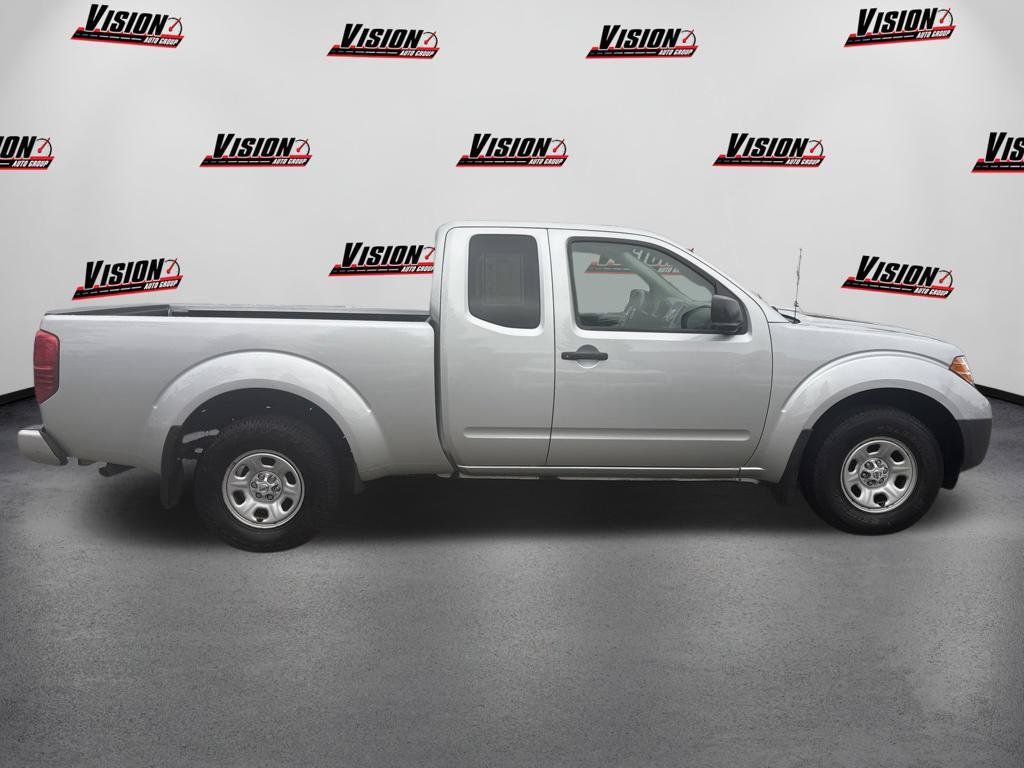 Used 2018 Nissan Frontier S RWD image 4