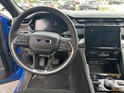 Used 2022 Jeep Grand Cherokee Trailhawk w/ Luxury Tech Group III AWD/4WD image 20