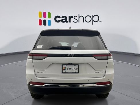 Used 2023 Jeep Grand Cherokee Limited image 4