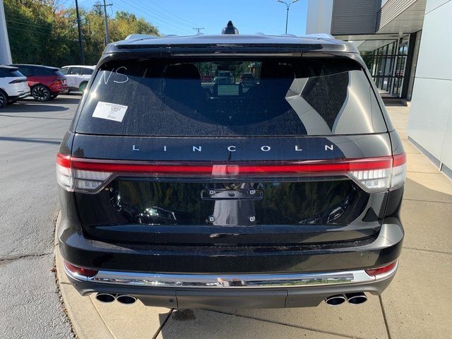 New 2027 Lincoln Aviator Reserve AWD/4WD image 4