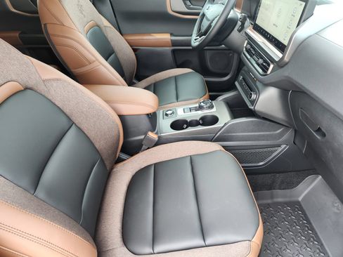 New 2026 Ford Bronco Sport Outer Banks AWD/4WD image 14