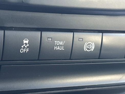 Used 2015 RAM 2500 Tradesman w/ Chrome Appearance Group image 30