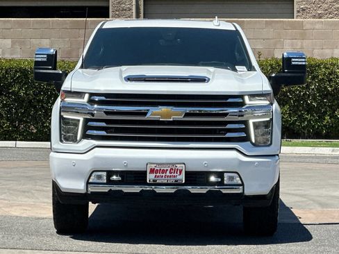 Certified 2023 Chevrolet Silverado 2500 High Country w/ Z71 Off-Road Package AWD/4WD image 9