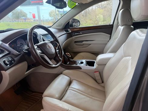 Used 2014 Cadillac SRX Luxury w/ Driver Awareness Package image 7