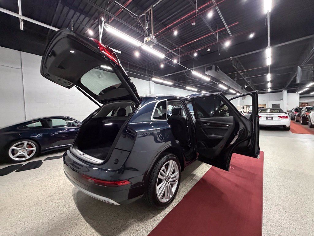Used 2019 Audi Q5 Prestige w/ Prestige Package AWD/4WD image 44