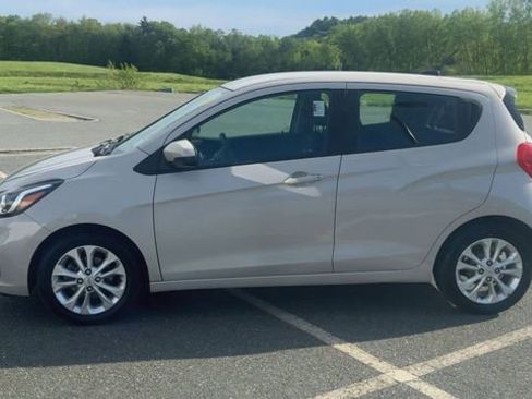 Used 2021 Chevrolet Spark LT FWD image 5