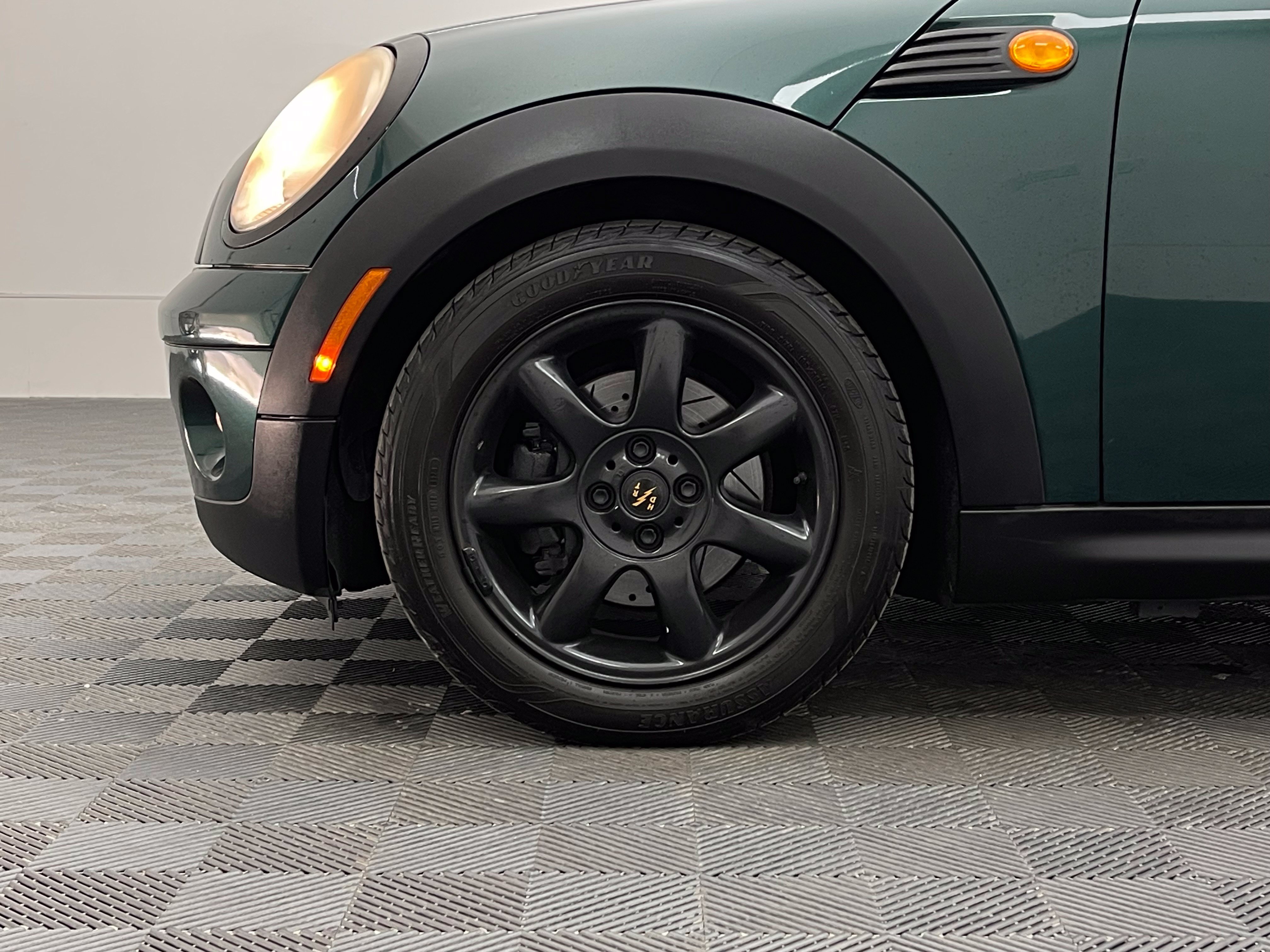 Used 2007 MINI Cooper Hardtop FWD image 11