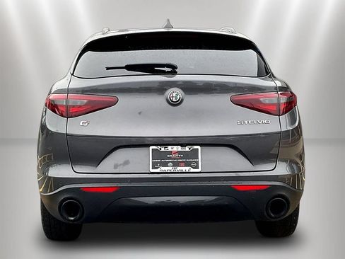 Used 2022 Alfa Romeo Stelvio Sprint AWD/4WD image 5