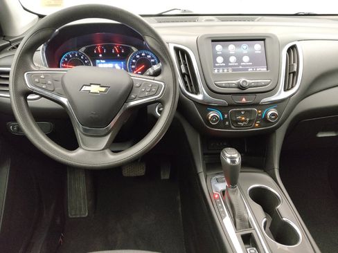 Used 2019 Chevrolet Equinox LT AWD/4WD image 22
