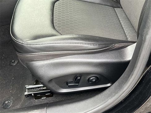 Used 2021 Jeep Compass Latitude image 16