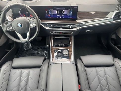 Used 2026 BMW X5 xDrive40i AWD/4WD image 17