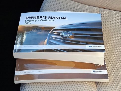 Used 2017 Subaru Outback 2.5i Premium image 26