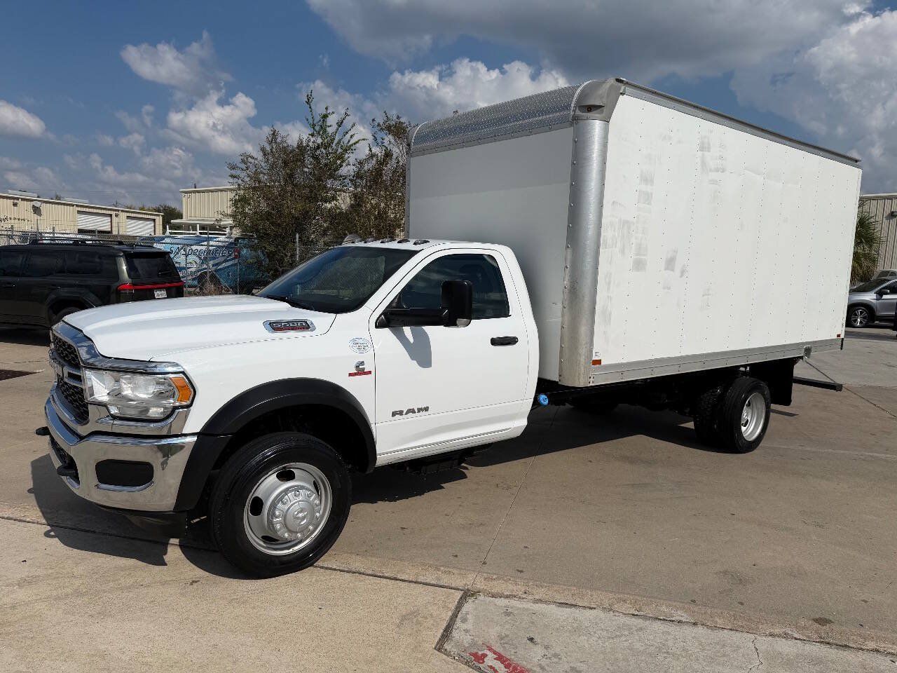 Used 2021 RAM 5500 Tradesman RWD image 9
