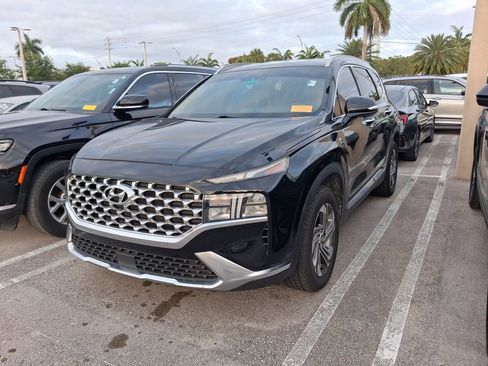 Used 2021 Hyundai Santa Fe SEL w/ Convenience Package image 5