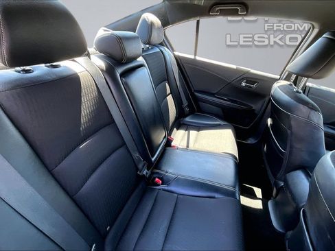 Used 2017 Honda Accord Sport image 25