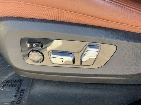 Certified 2024 BMW X7 M60i w/ Executive Package image 21