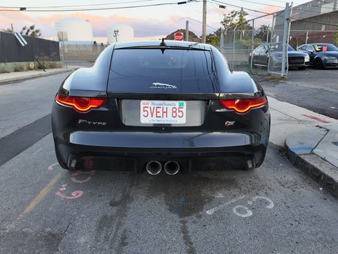 Used 2016 Jaguar F-TYPE S image 6