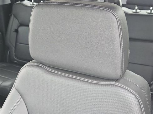 Used 2025 Chevrolet Silverado 1500 LTZ image 15