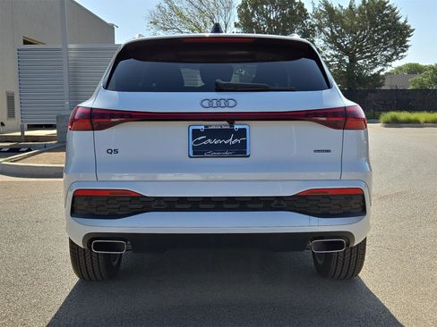 New 2025 Audi Q5 Premium Plus image 12