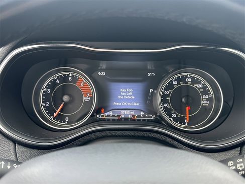 Used 2021 Jeep Cherokee High Altitude image 12