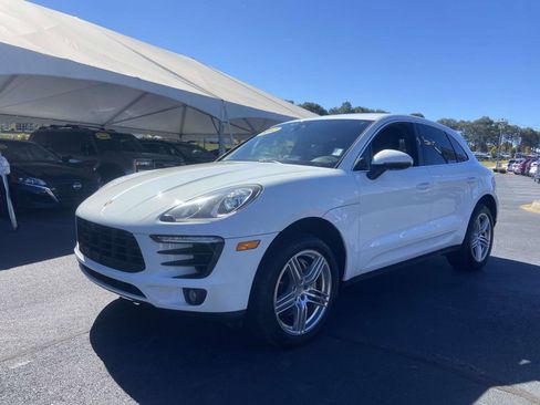 Used 2017 Porsche Macan S image 3