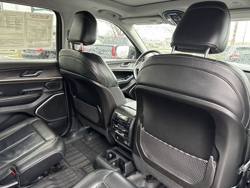 Used 2022 Jeep Grand Cherokee L Limited image 41