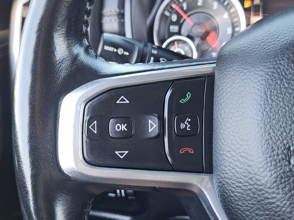 Used 2020 RAM 1500 Laramie AWD/4WD image 37