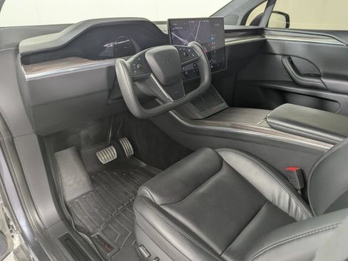 Used 2023 Tesla Model X AWD/4WD image 12