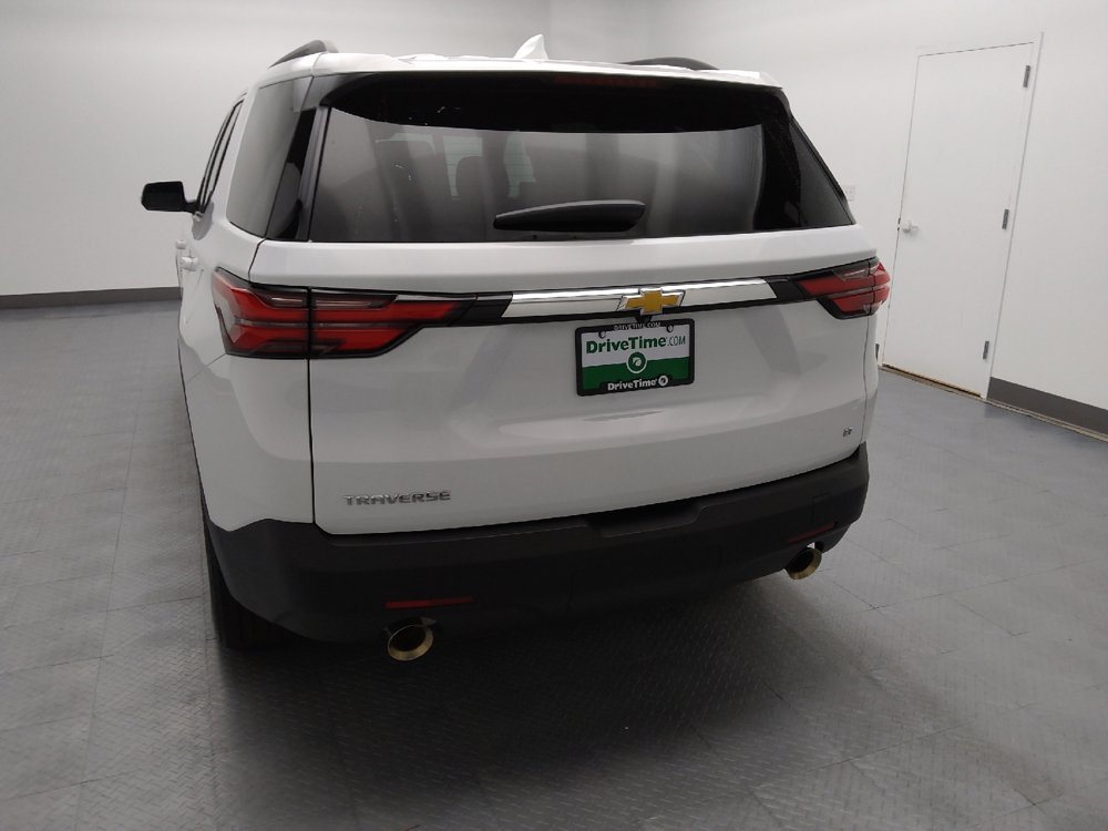 Used 2023 Chevrolet Traverse LT FWD image 6