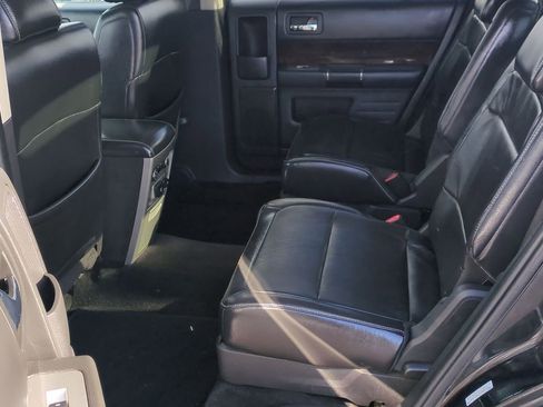 Used 2010 Ford Flex SEL image 19