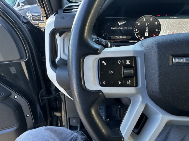 Used 2025 Land Rover Defender 110 S AWD/4WD image 27