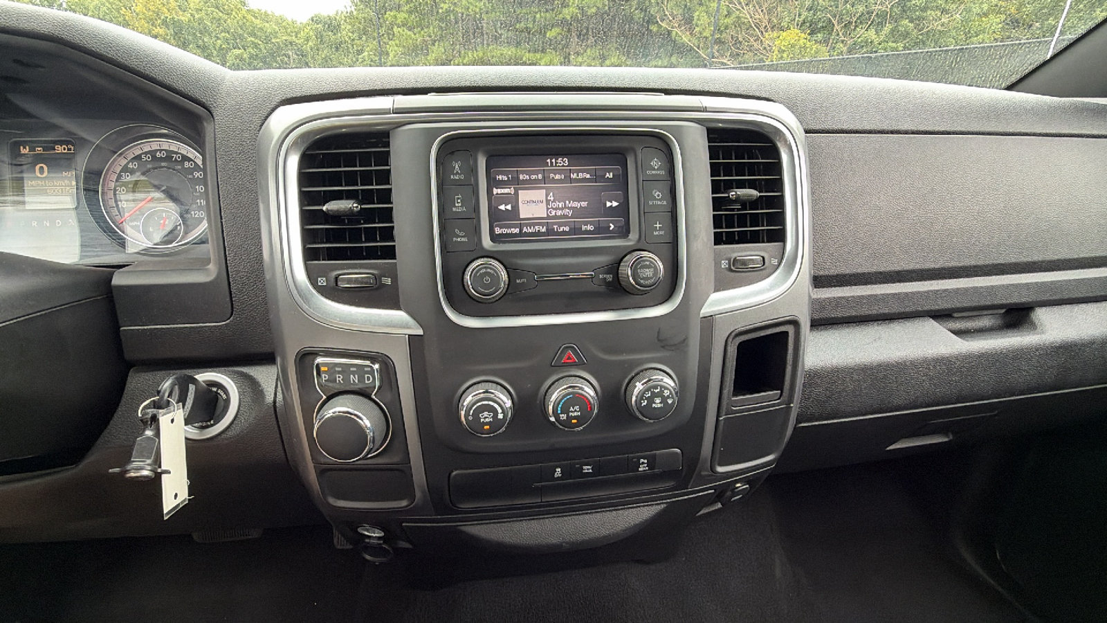 Used 2024 RAM 1500 Warlock RWD image 32