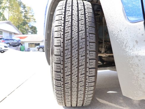 Used 2022 GMC Terrain SLE w/ Driver Convenience Package image 26