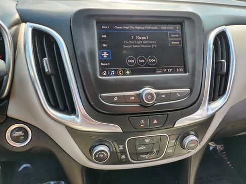 Used 2022 Chevrolet Equinox LT AWD/4WD image 23
