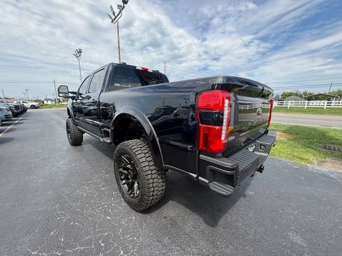 Used 2025 Ford F250 XLT w/ Black Appearance Package AWD/4WD image 6