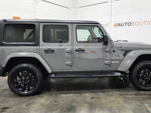 Used 2023 Jeep Wrangler Sahara image 19