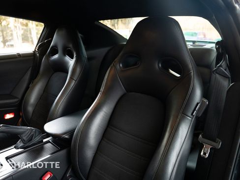 Used 2015 Nissan GT-R Premium image 20