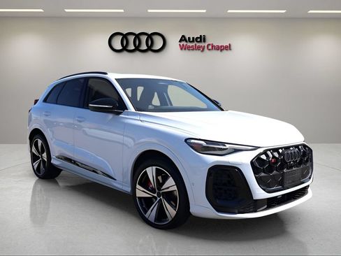 New 2026 Audi SQ5 Premium Plus w/ Premium Plus Package AWD/4WD image 7