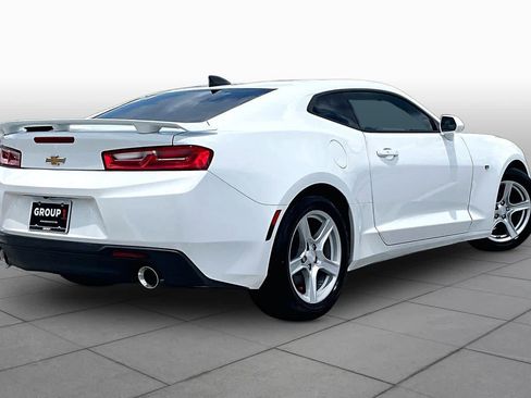 Used 2016 Chevrolet Camaro LT w/ Technology Package RWD image 13