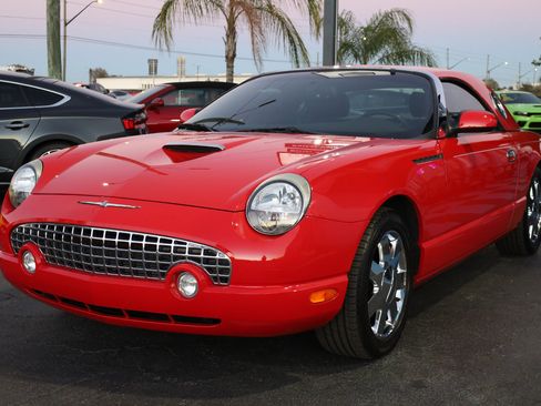 Used 2002 Ford Thunderbird 2dr Conv w/Hardtop Premium Nei image 2