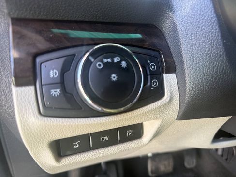 Used 2013 Ford Explorer Limited AWD/4WD image 24