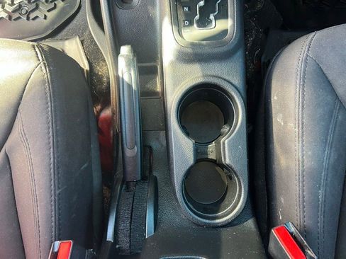 Used 2014 Jeep Wrangler Unlimited Sport image 32