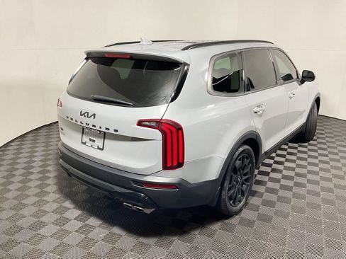 Used 2022 Kia Telluride SX image 17