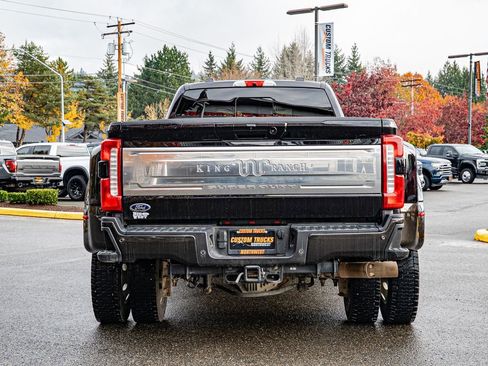 Used 2024 Ford F450 King Ranch w/ FX4 Off-Road Package image 5