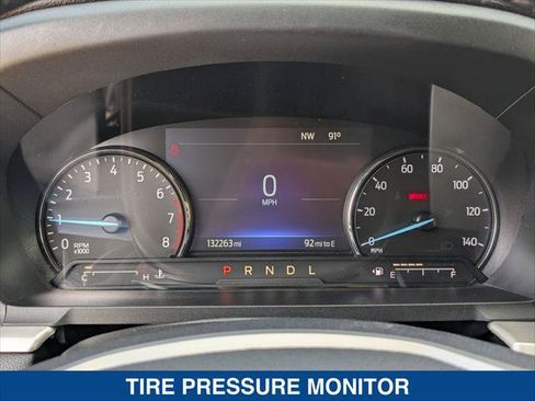 Used 2022 Ford Explorer XLT RWD image 16