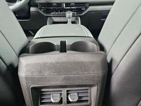 New 2026 GMC Canyon Elevation w/ Convenience Package RWD image 40